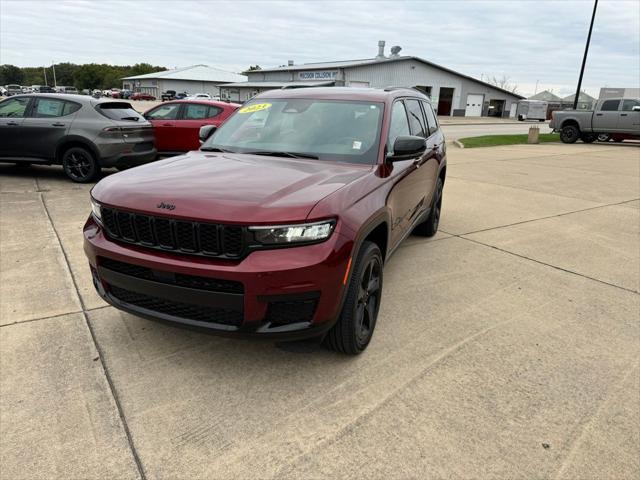 2023 Jeep Grand Cherokee L Altitude 4x4