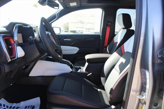 2024 GMC Canyon 4WD AT4X