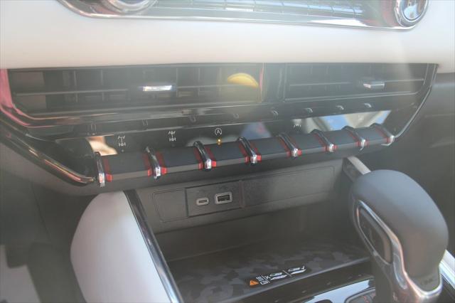 2024 GMC Canyon 4WD AT4X