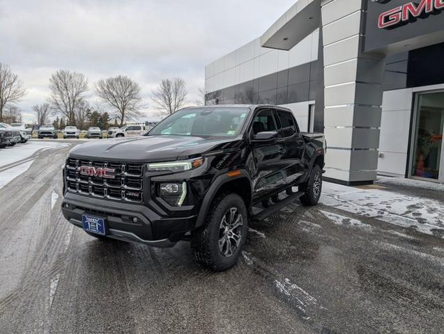 2024 GMC Canyon 4WD AT4