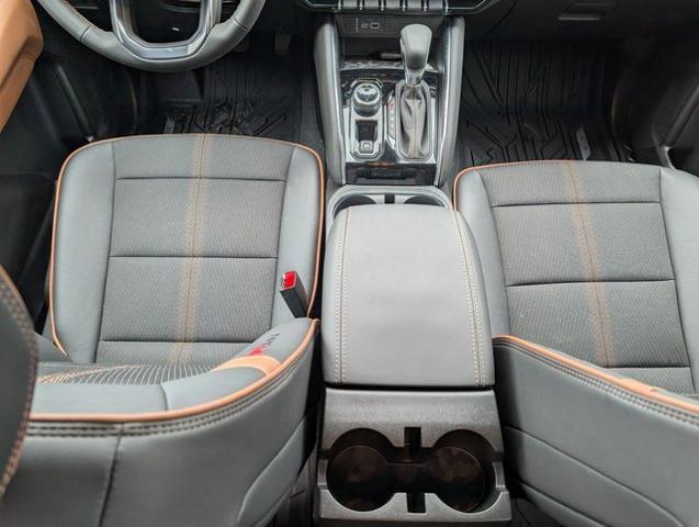 2024 GMC Canyon 4WD AT4