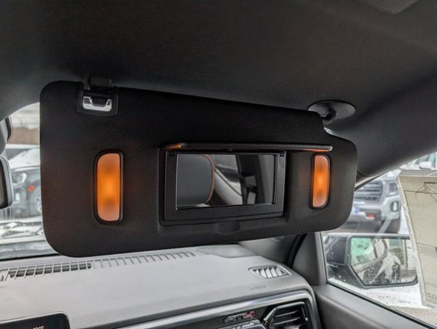 2024 GMC Canyon 4WD AT4