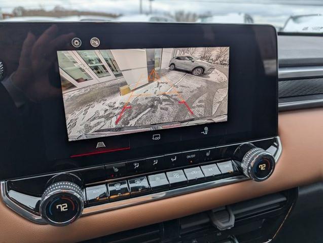 2024 GMC Canyon 4WD AT4