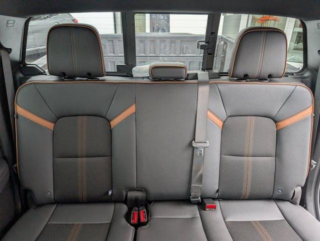 2024 GMC Canyon 4WD AT4