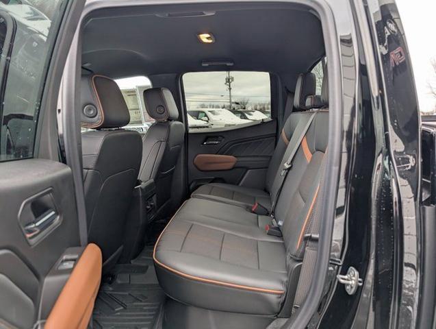 2024 GMC Canyon 4WD AT4
