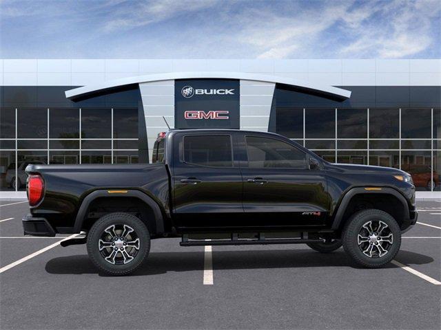 2024 GMC Canyon 4WD AT4