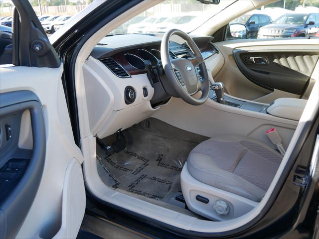 2011 Ford Taurus SEL