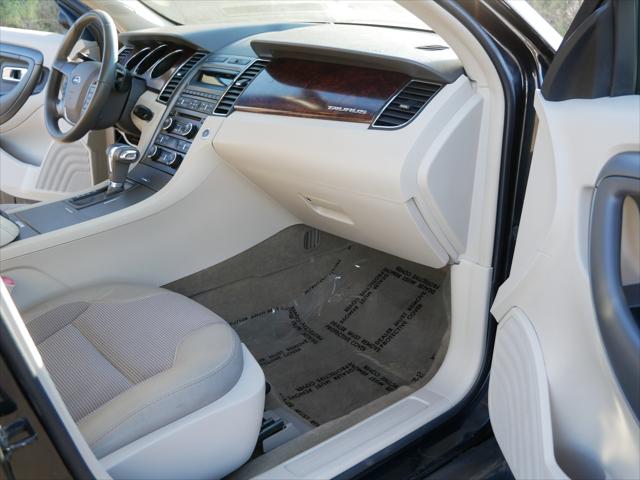 2011 Ford Taurus SEL