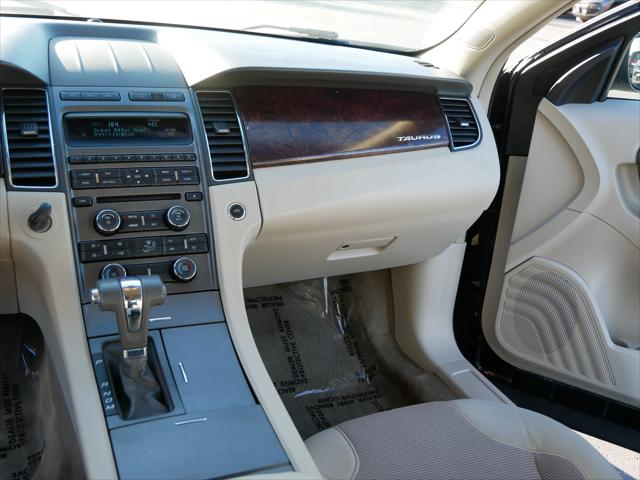 2011 Ford Taurus SEL