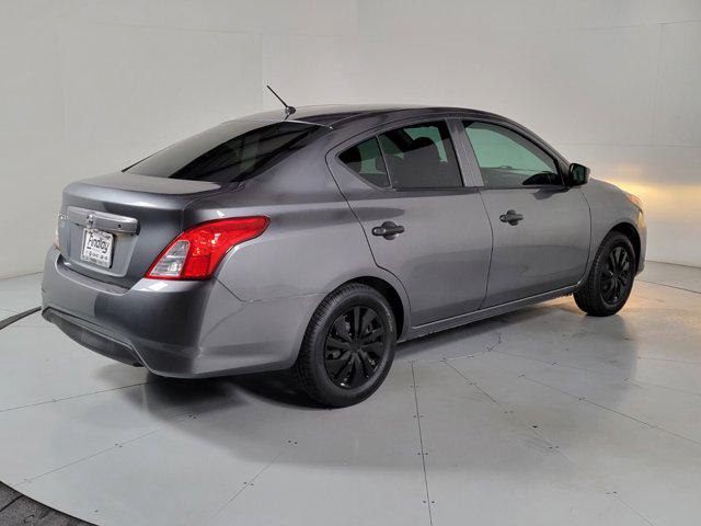 Versa [3]