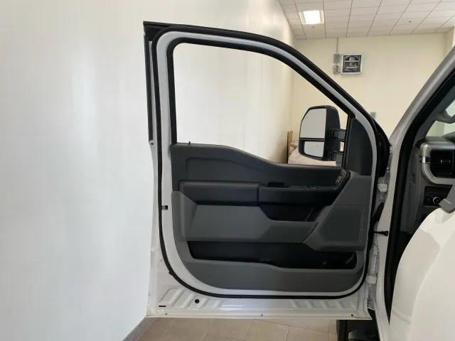 2024 Ford 600 XL