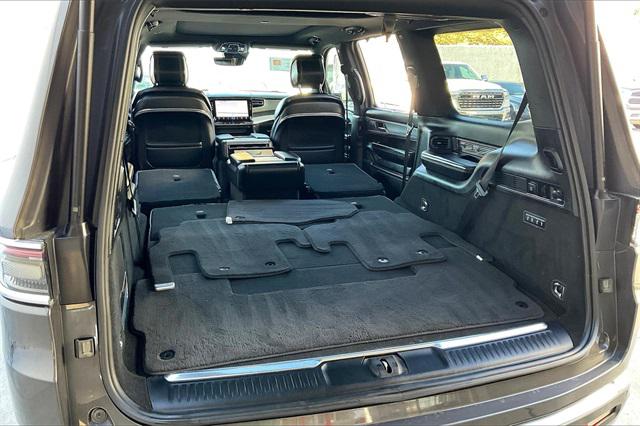 2022 Jeep Grand Wagoneer Series I 4x4