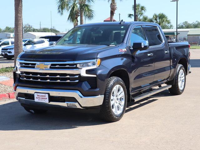 2022 Chevrolet Silverado 1500 4WD Crew Cab Short Bed LTZ