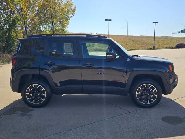 2023 Jeep Renegade Trailhawk 4x4