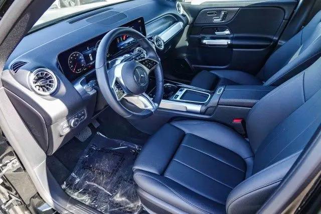 2024 Mercedes-Benz GLB 4MATIC