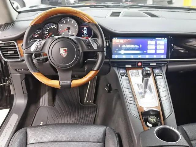 2011 Porsche Panamera S