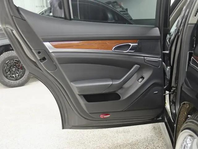 2011 Porsche Panamera S