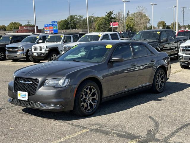 2017 Chrysler 300