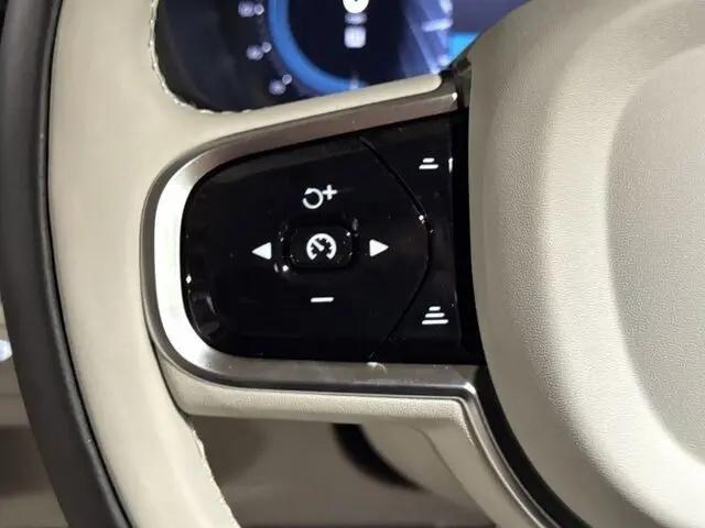 2025 Volvo XC60 Plug-In Hybrid Plus, T8 AWD Electric/Gasoline, Dark