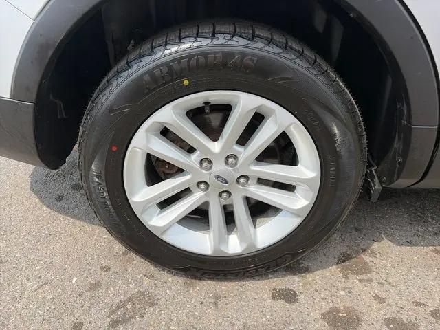 2015 Ford Explorer Base