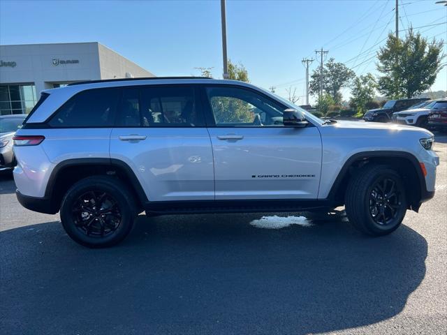 2023 Jeep Grand Cherokee Altitude 4x4