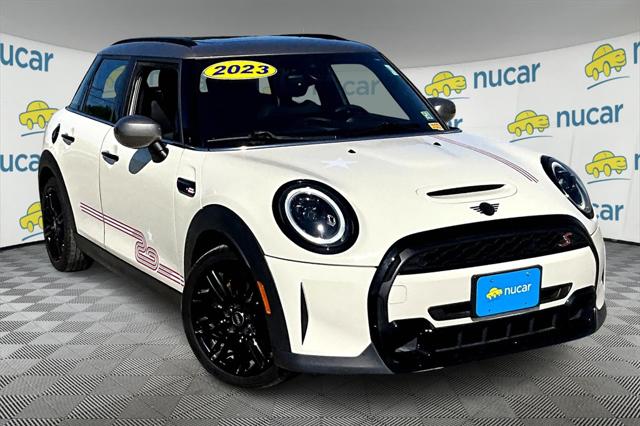 2023 MINI Hardtop