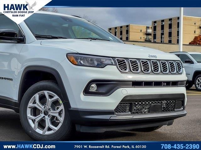 2025 Jeep Compass COMPASS LATITUDE 4X4