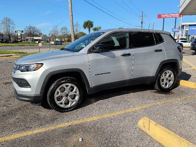 2025 Jeep Compass COMPASS SPORT 4X4
