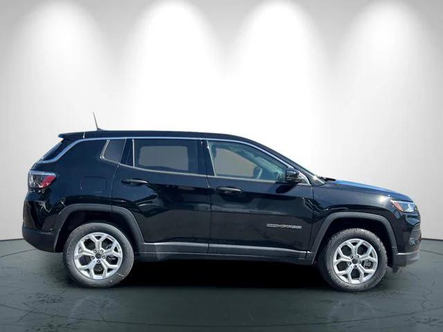 2025 Jeep Compass COMPASS SPORT 4X4