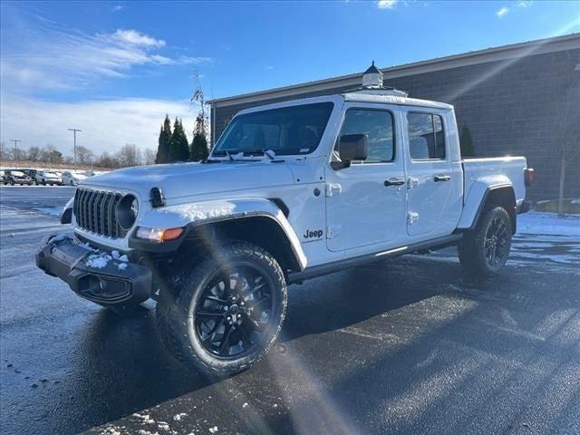 2025 Jeep Gladiator GLADIATOR NIGHTHAWK 4X4