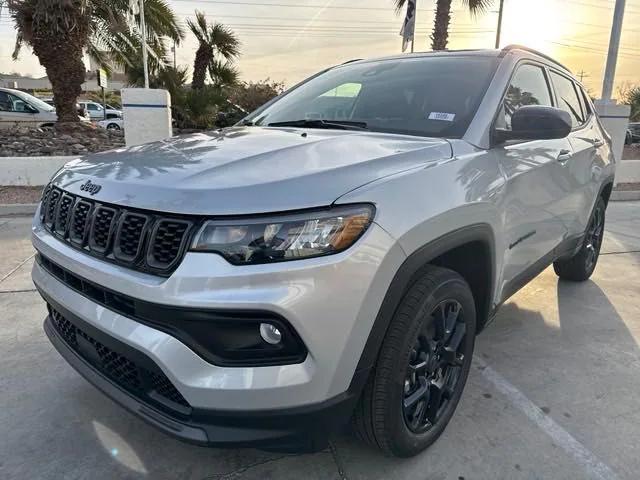 2025 Jeep Compass COMPASS LATITUDE 4X4