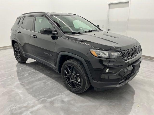 2025 Jeep Compass COMPASS LATITUDE 4X4