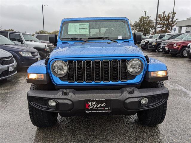 2025 Jeep Gladiator GLADIATOR NIGHTHAWK 4X4