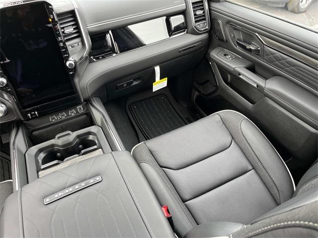 2025 RAM Ram 1500 RAM 1500 LIMITED CREW CAB 4X4 57 BOX
