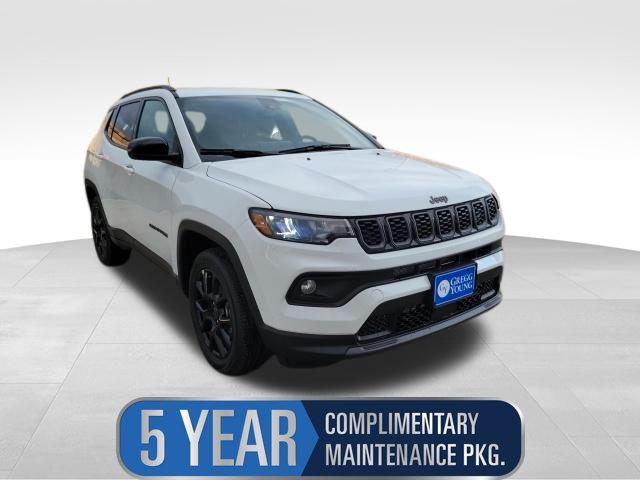 2025 Jeep Compass COMPASS LATITUDE 4X4