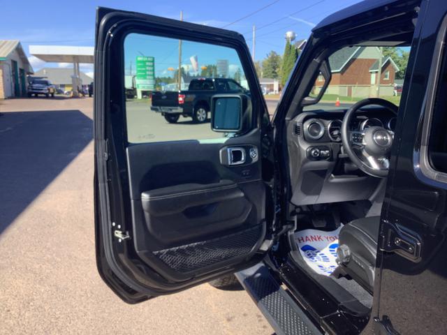 2018 Jeep Wrangler Unlimited Sahara 4x4