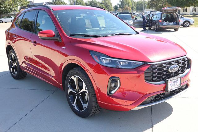 2023 Ford Escape ST-Line Elite