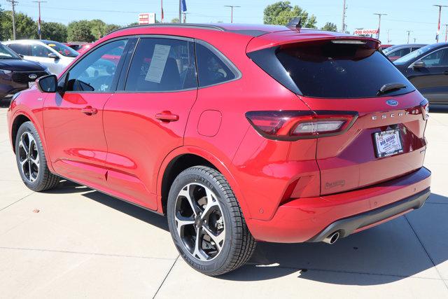 2023 Ford Escape ST-Line Elite