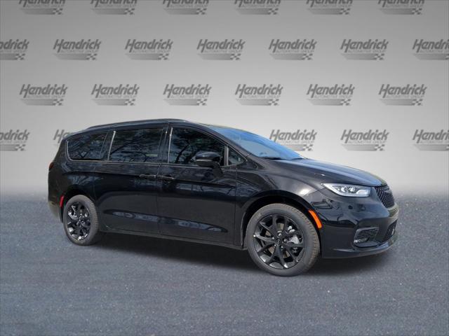 2024 Chrysler Pacifica PACIFICA TOURING L AWD