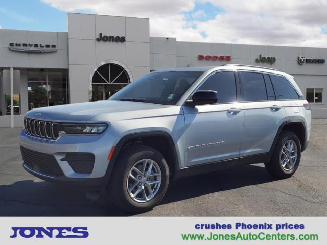 2024 Jeep Grand Cherokee Laredo X 4x4