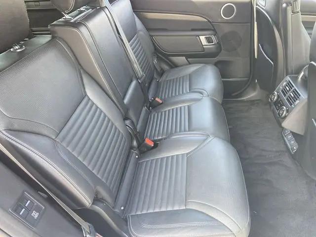 2022 Land Rover Discovery P300 S R-Dynamic