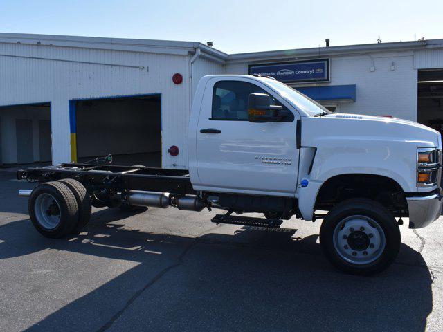 2024 Chevrolet Silverado 6500HD 1WT