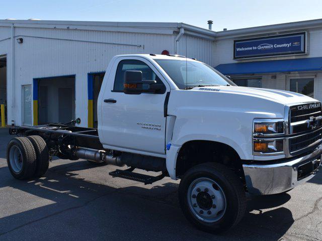2024 Chevrolet Silverado 6500HD 1WT