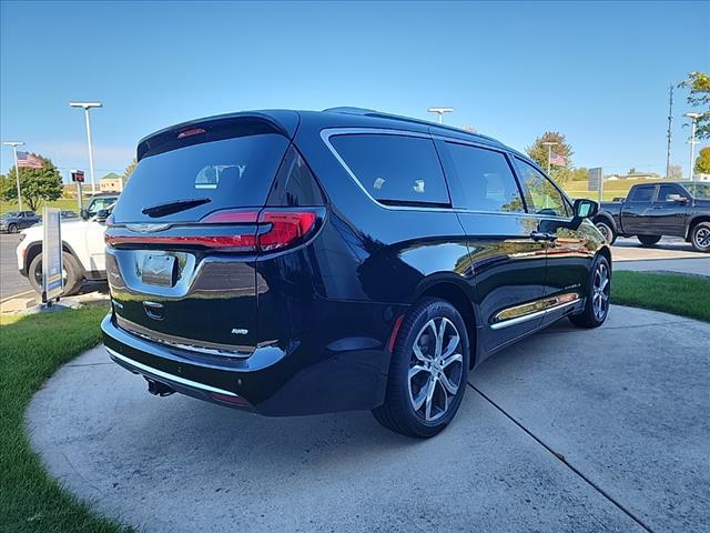 2024 Chrysler Pacifica Pinnacle AWD