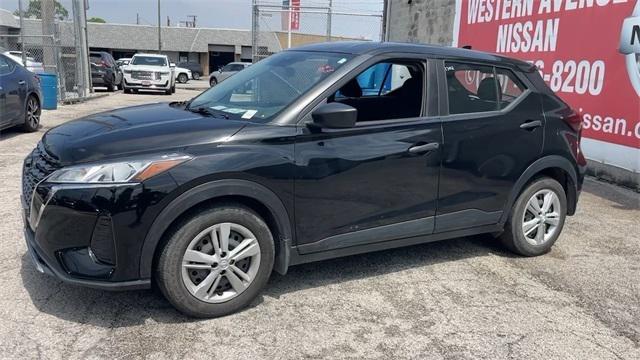 2021 Nissan Kicks S Xtronic CVT