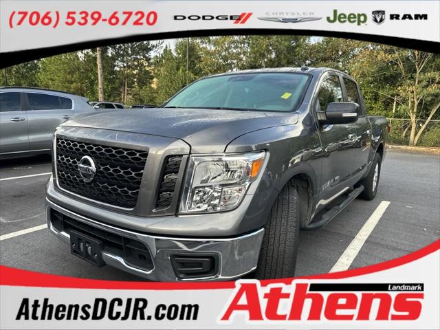 2019 Nissan TITAN SV