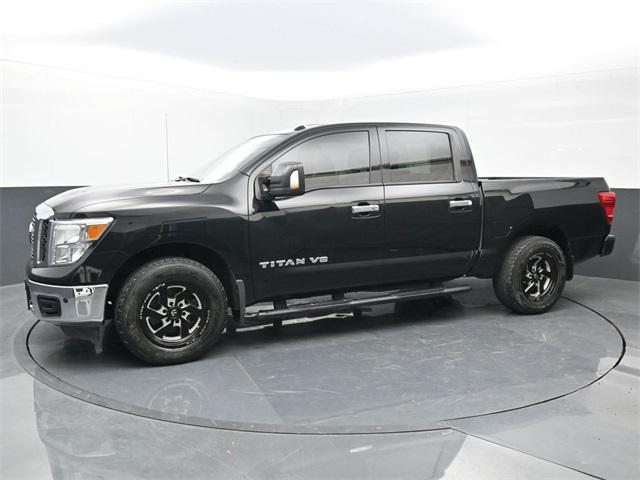 2018 Nissan TITAN SV