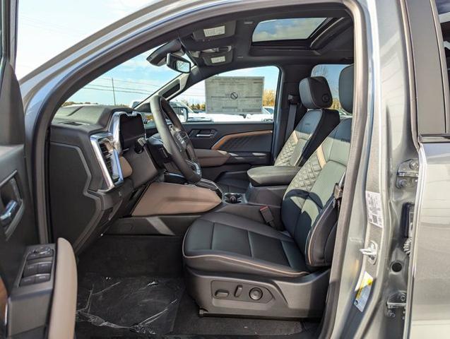 2024 GMC Canyon 4WD Denali