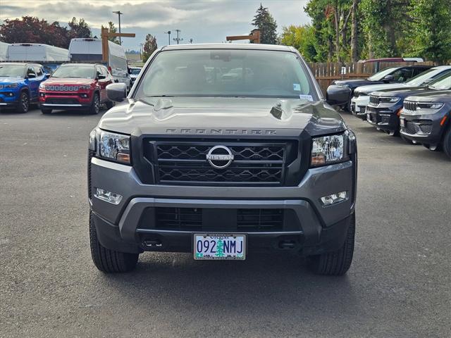 2022 Nissan Frontier Crew Cab SV 4x4