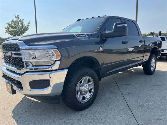 2024 RAM 2500 Tradesman Crew Cab 4x4 64 Box